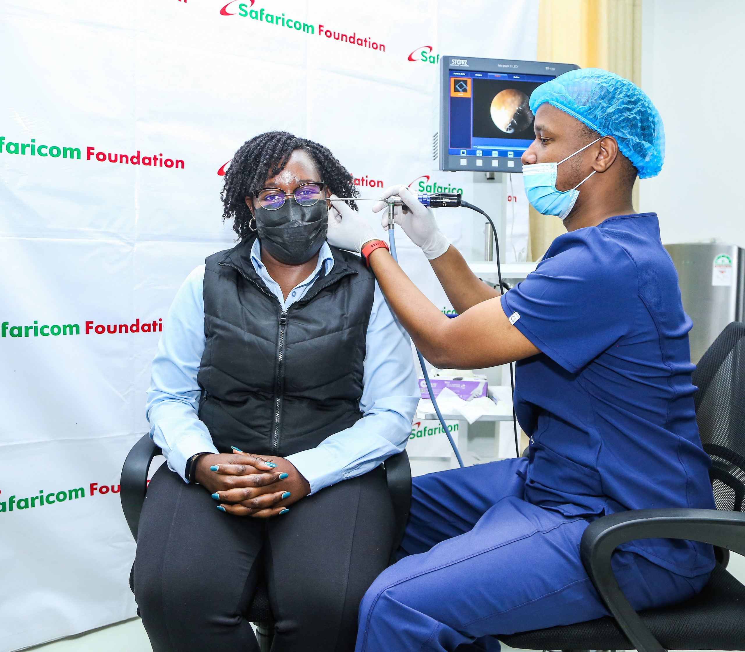 Foundation donates Endoscopic equipment to Operation Ear Drop