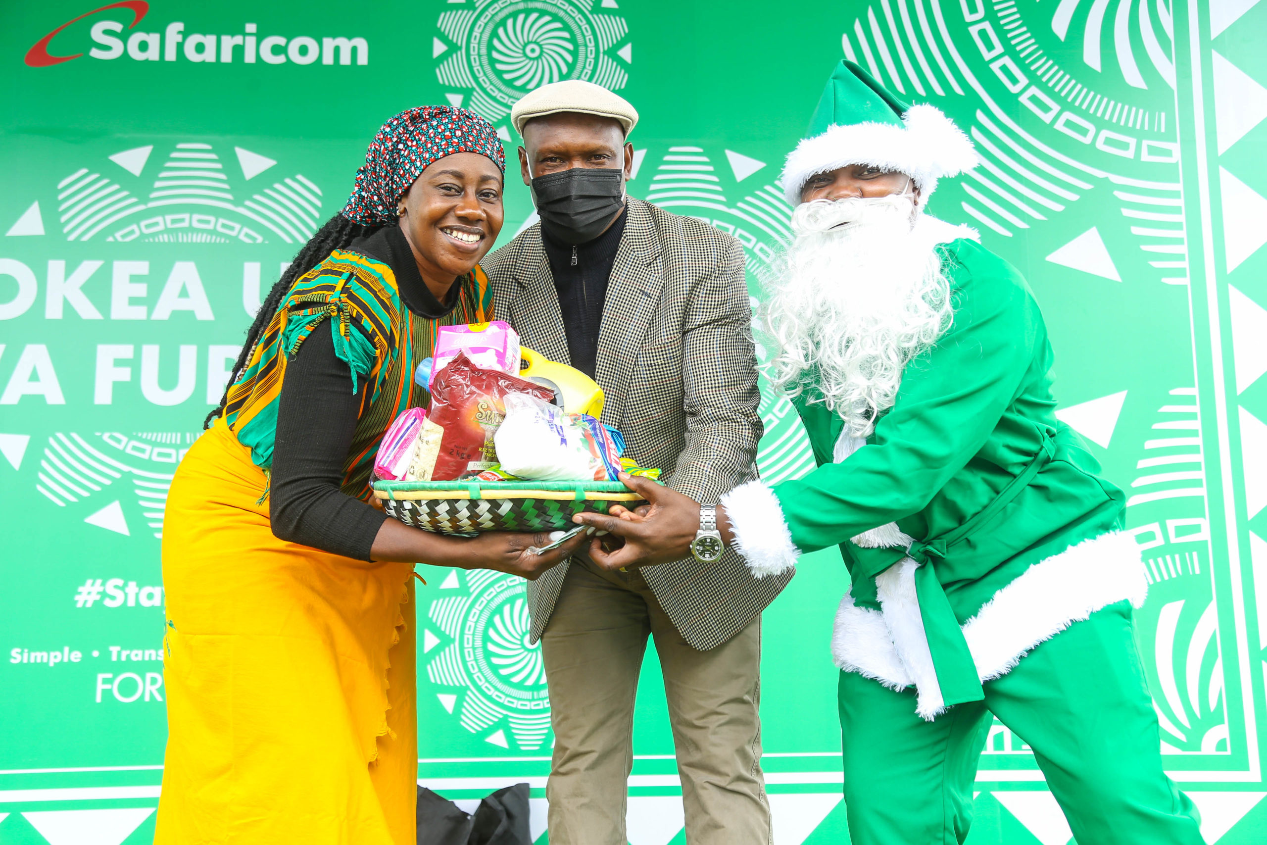 Safaricom Kicks Off The Pokea Uteo Wa Furaha Christmas Campaign To 